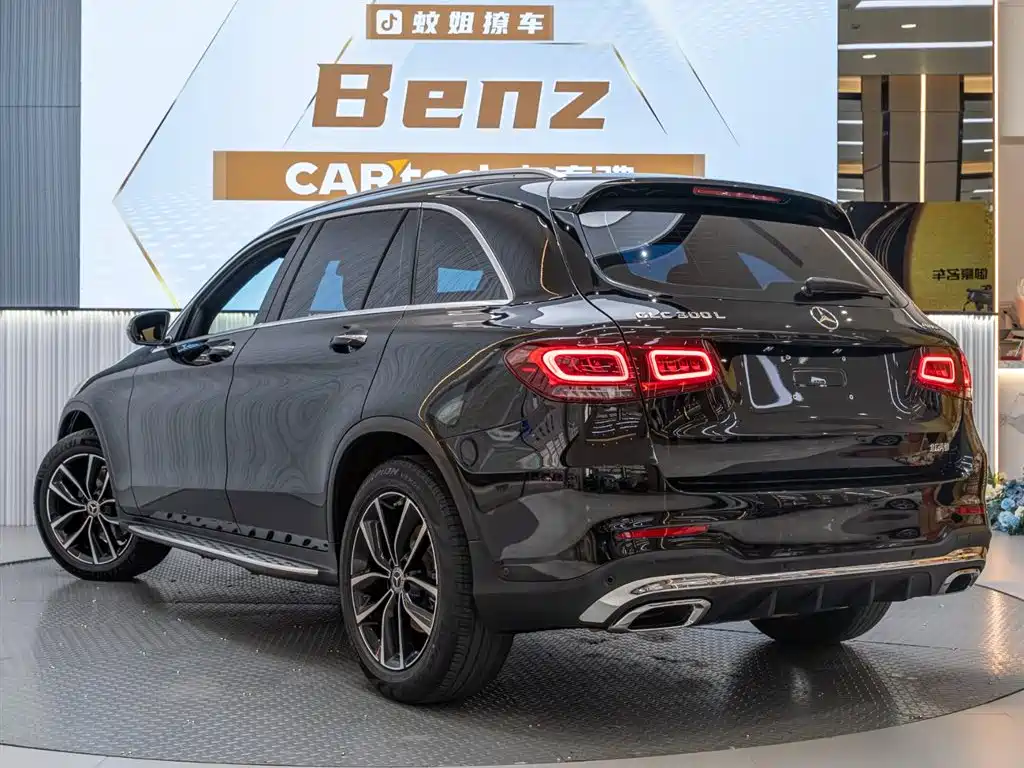 Mercedes-Benz GLC 2021 — фото 4