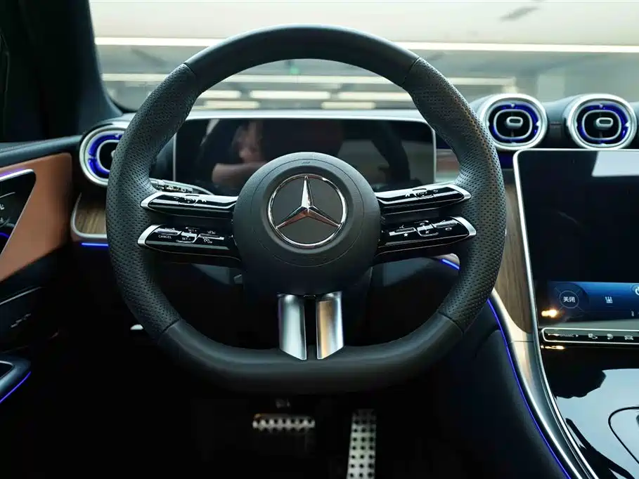 Mercedes-Benz GLC EV 2026 — фото 16