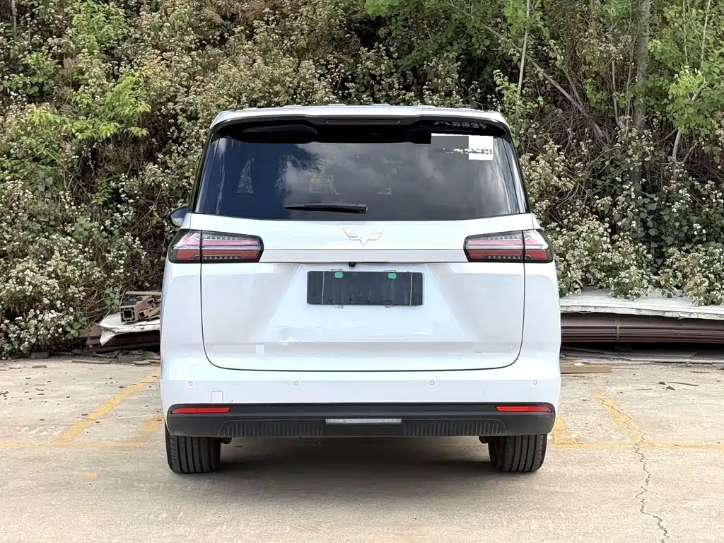 Wuling Starlight 730 EV 2025 — фото 8