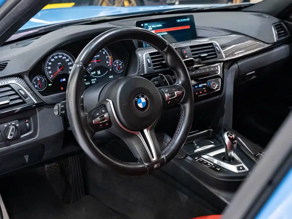 BMW M3 2018 — фото 8