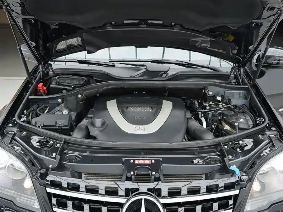 Mercedes-Benz M-Class 2012 — фото 32