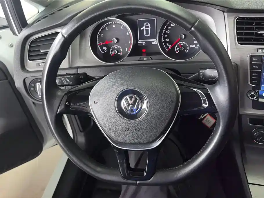 Volkswagen Golf 2016 — фото 15