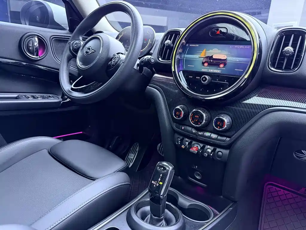 MINI Countryman 2021 — фото 13