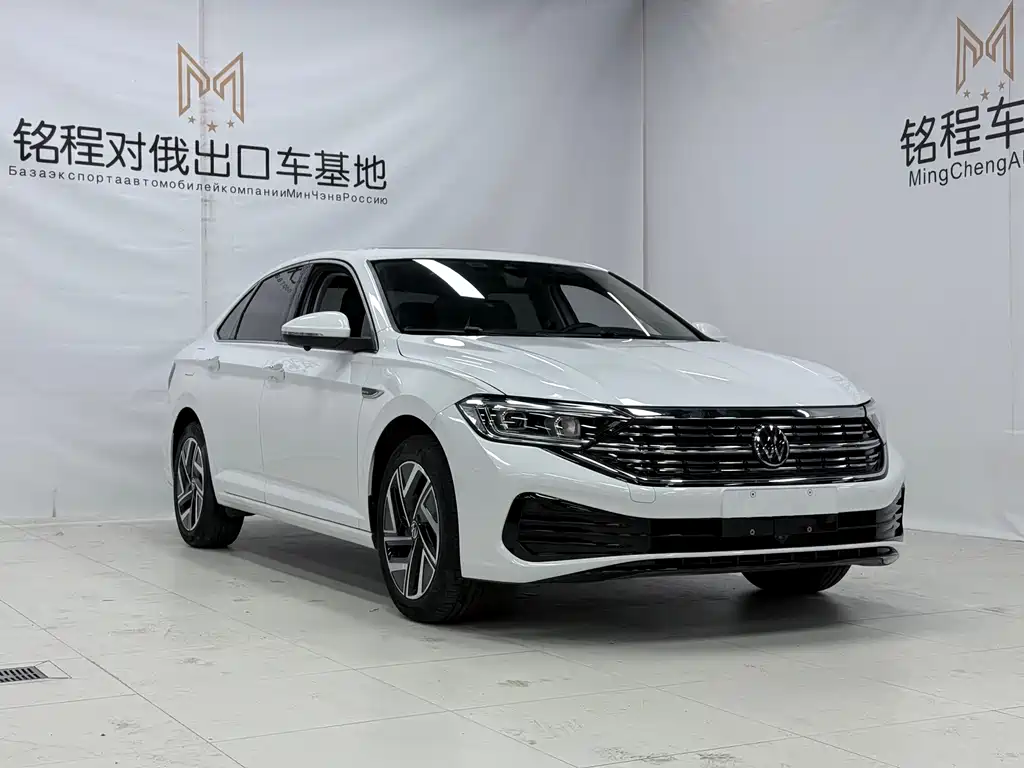 Volkswagen Sagitar 2022
