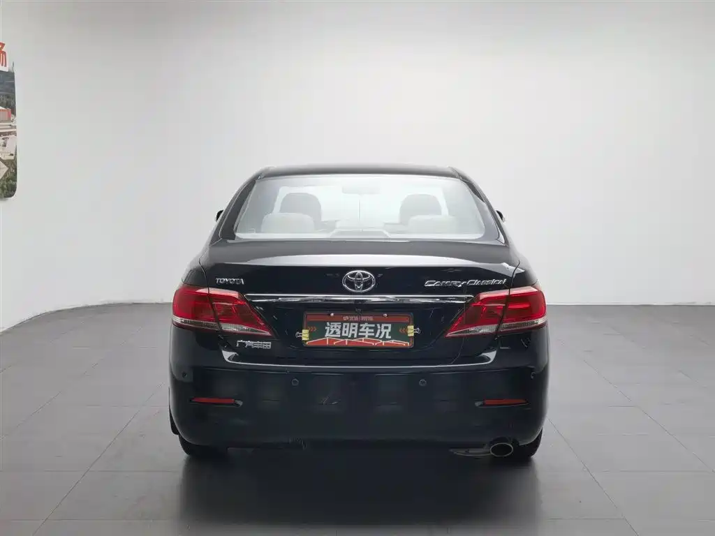 Toyota Camry 2016 — фото 4