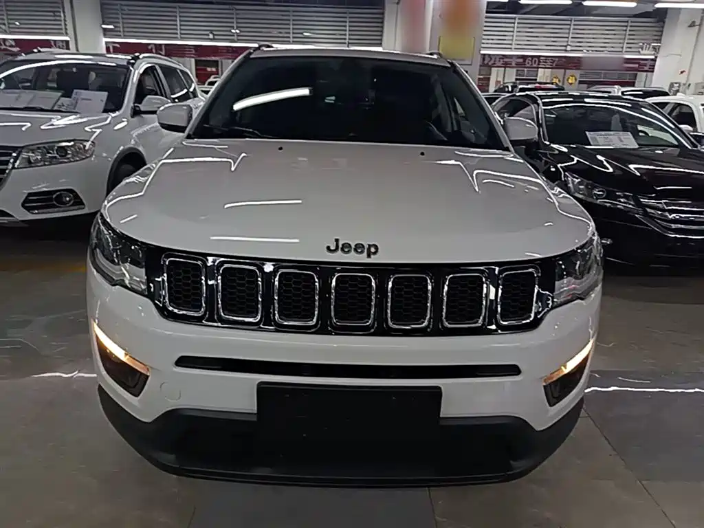 Jeep Compass 2020 — фото 3