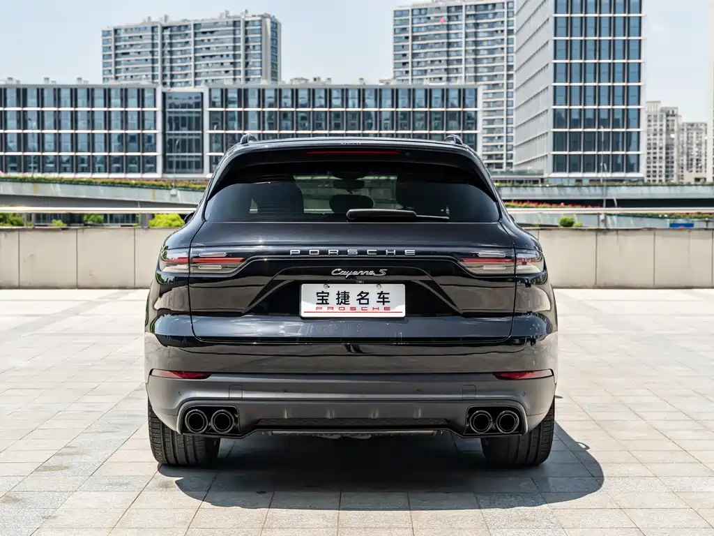 Porsche Cayenne 2018 — фото 3