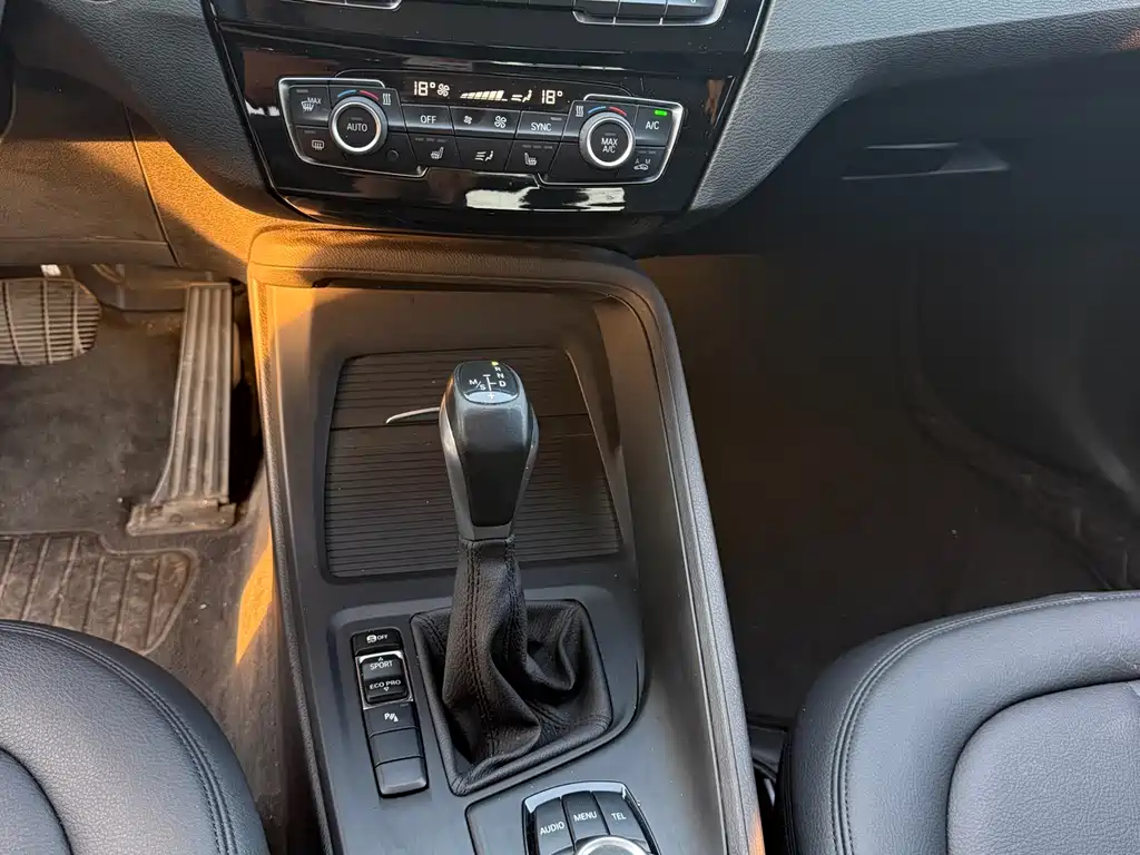 BMW X1 2016 — фото 11