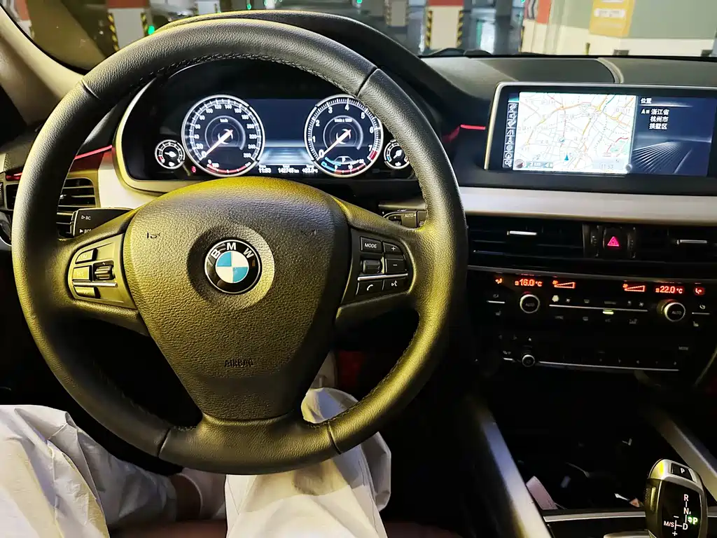 BMW X5 2015 — фото 13