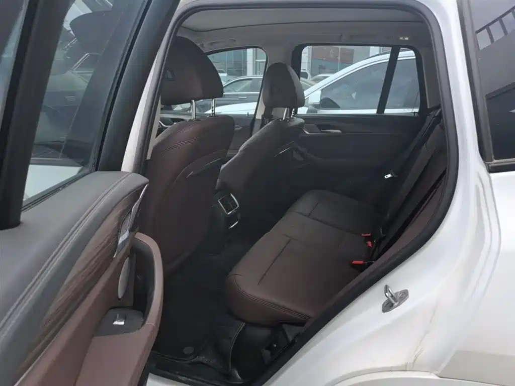 BMW X3 2023 — фото 17