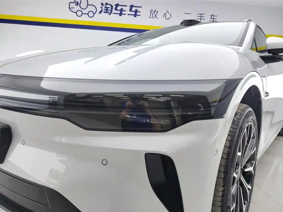 Zeekr 007 GT 2025