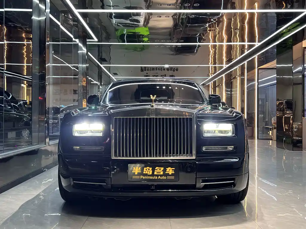Rolls-Royce Phantom 2013 — фото 2