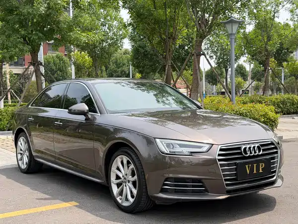 Audi A4L 2017