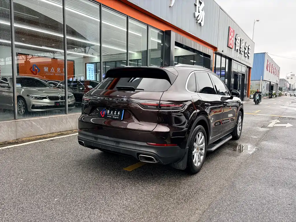 Porsche Cayenne 2018 — фото 6