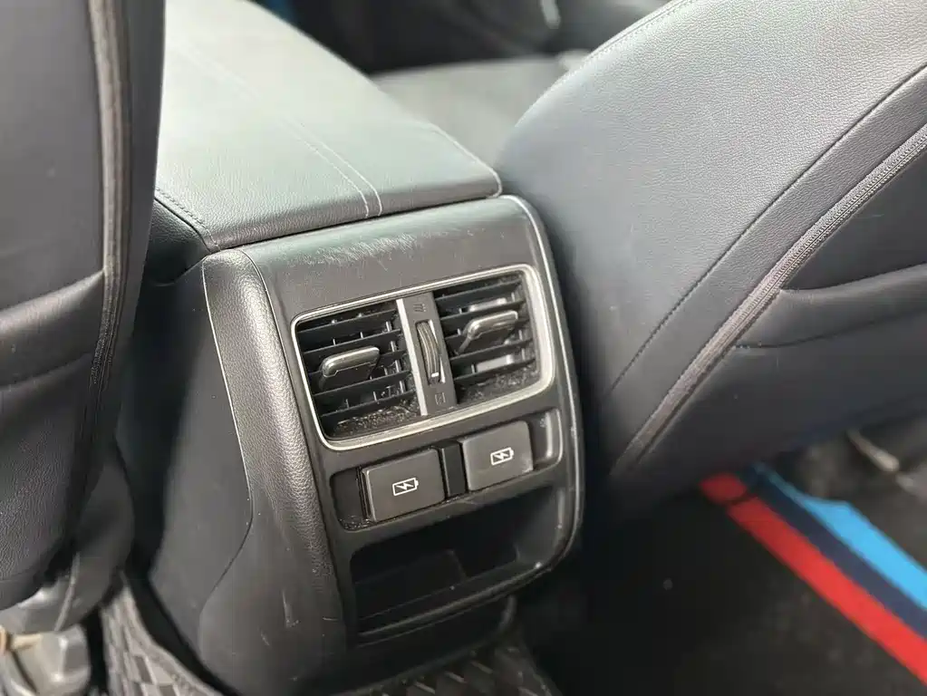 Honda Accord 2024 — фото 10
