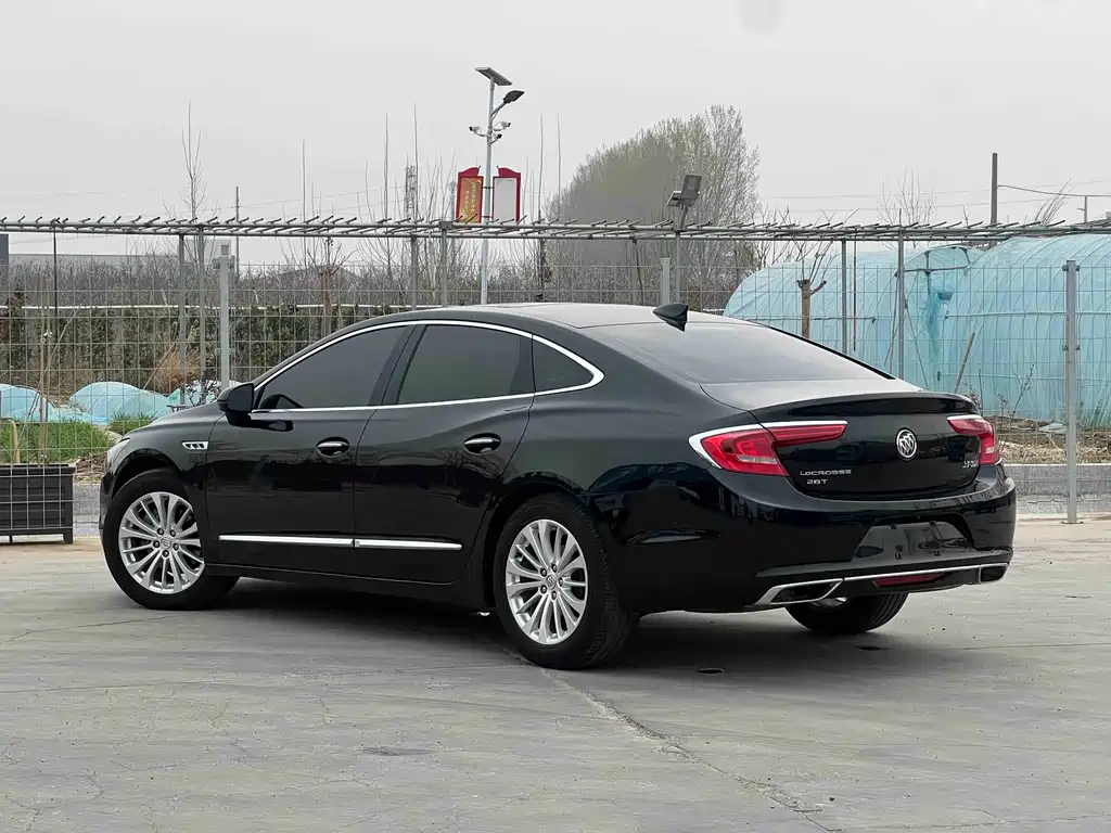 Buick LaCrosse 2017 — фото 5