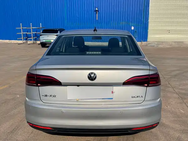 Volkswagen Bora 2021