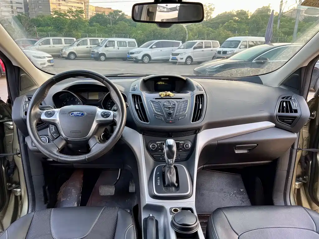 Ford Kuga 2015 — фото 6