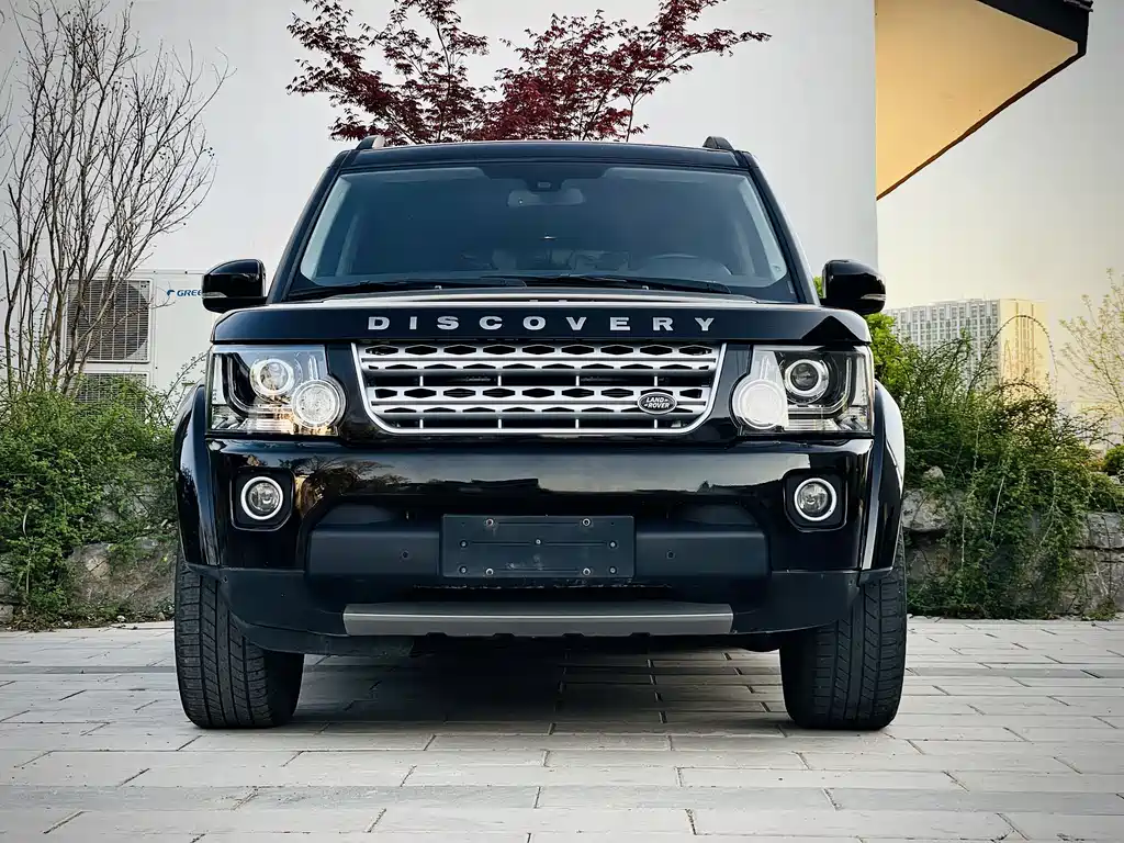 Land Rover Discovery 2015 — фото 2