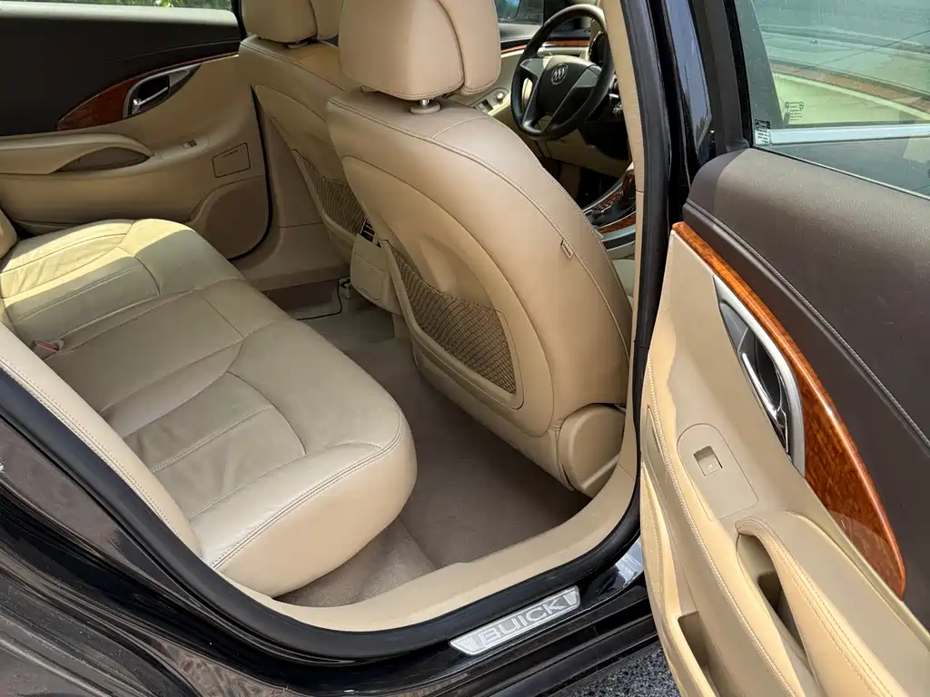 Buick LaCrosse 2013 — фото 15