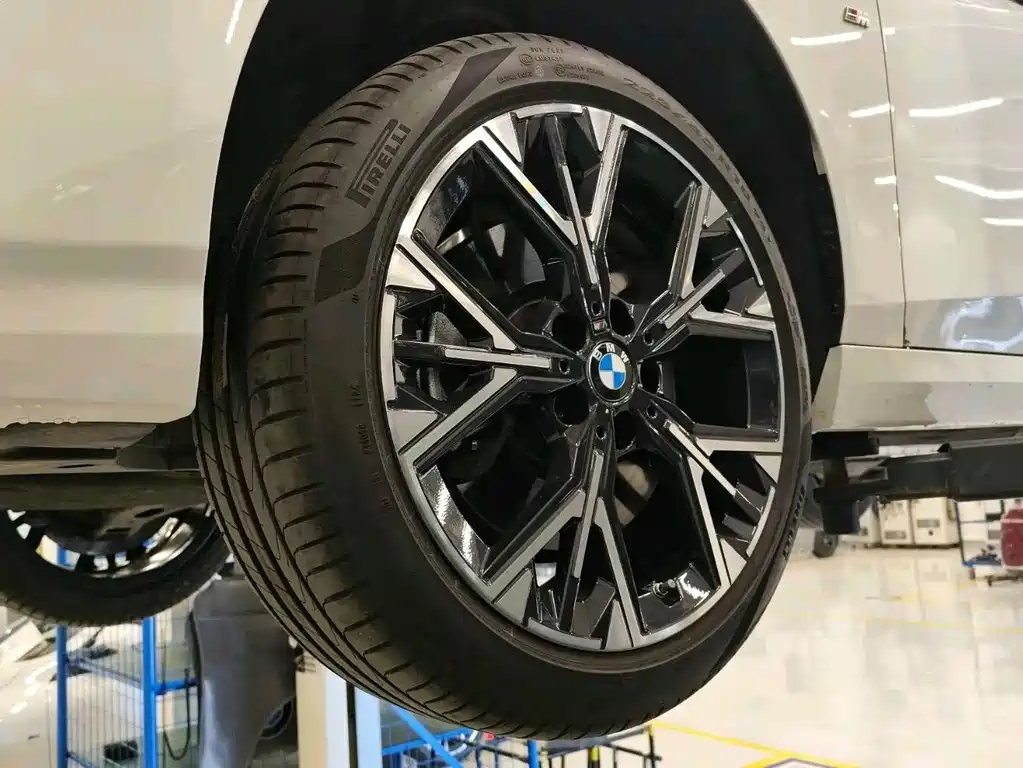 BMW 2 Series 2025 — фото 15