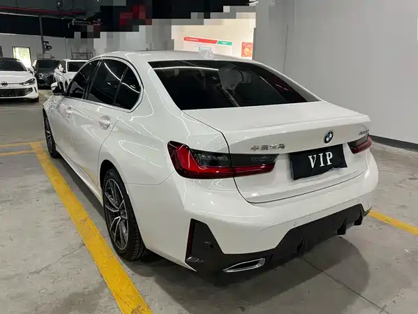 BMW 3 Series 2023