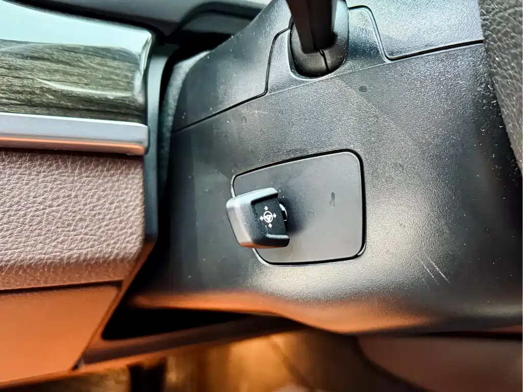 BMW 5 Series 2016 — фото 15