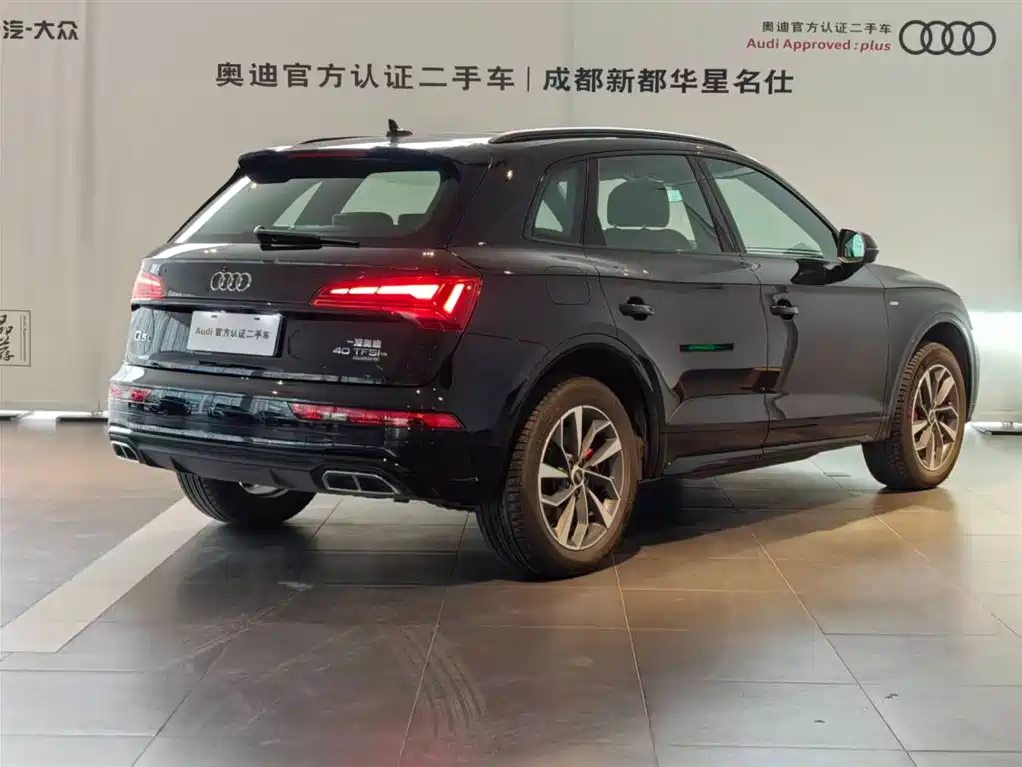 Audi Q5L 2025 — фото 3