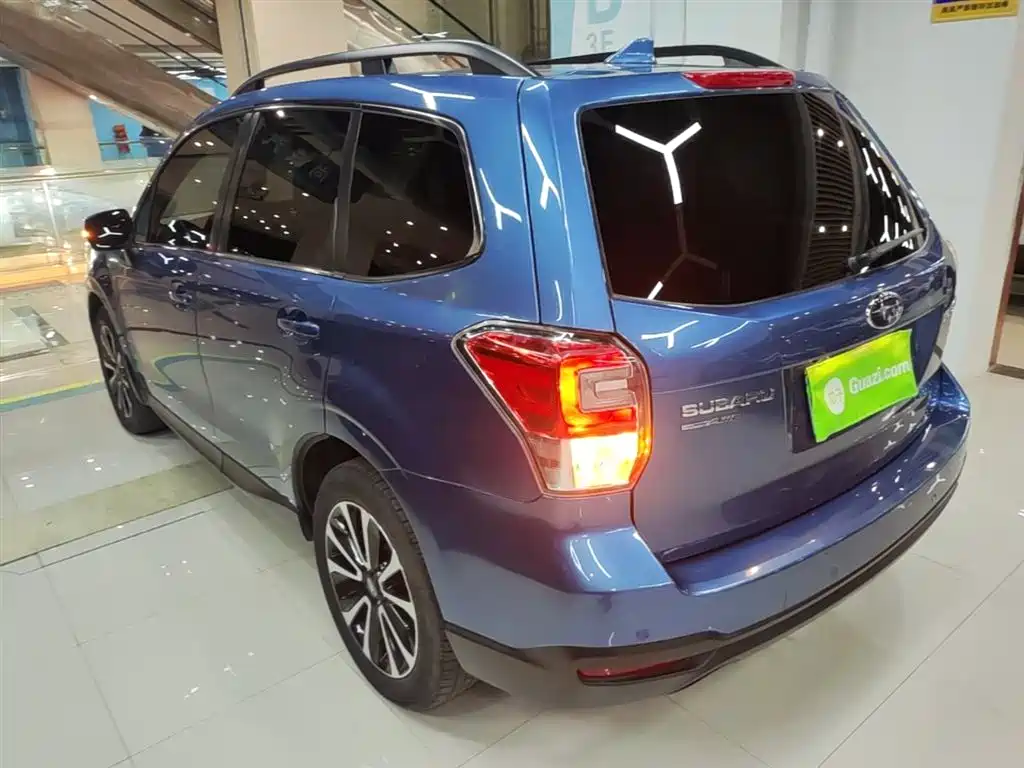 Subaru Forester 2018 — фото 5