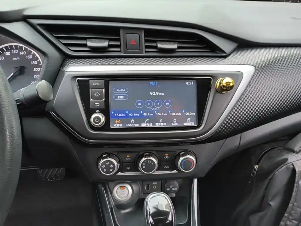 Nissan Bluebird 2017 — фото 13
