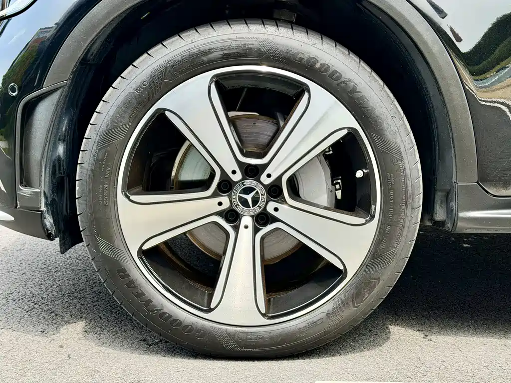Mercedes-Benz GLC 2022 — фото 11