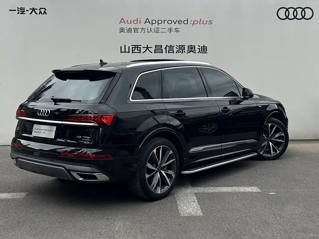 Audi Q7 2024 — фото 3