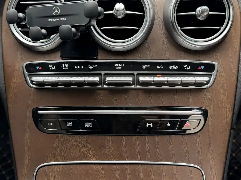 Mercedes-Benz GLC 2022 — фото 25