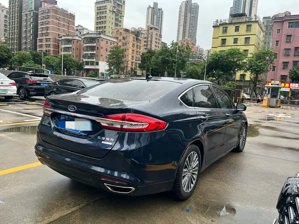 Ford Mondeo 2018 — фото 6