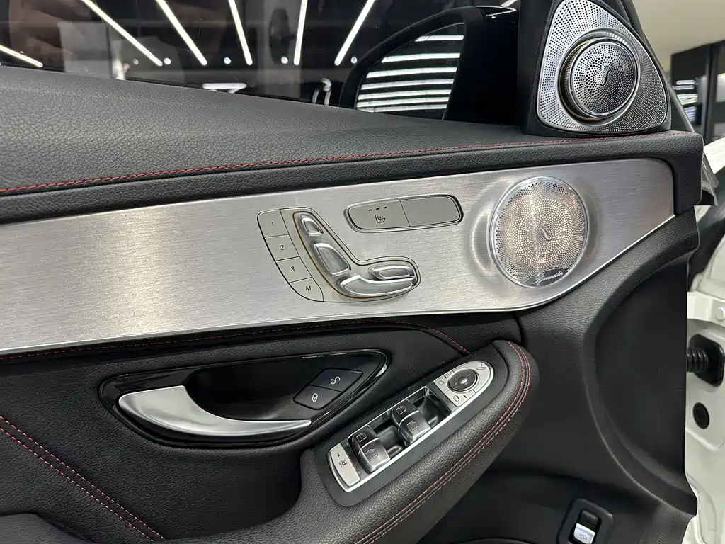 Mercedes-Benz C-Class AMG 2021 — фото 4