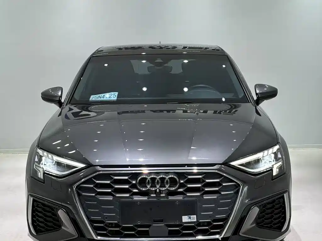 Audi A3 2022 — фото 2
