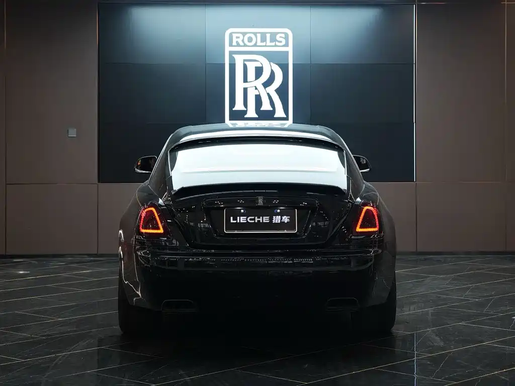Rolls-Royce Wraith 2018 — фото 8