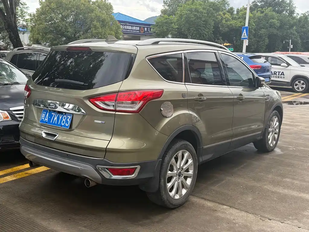 Ford Kuga 2014 — фото 5