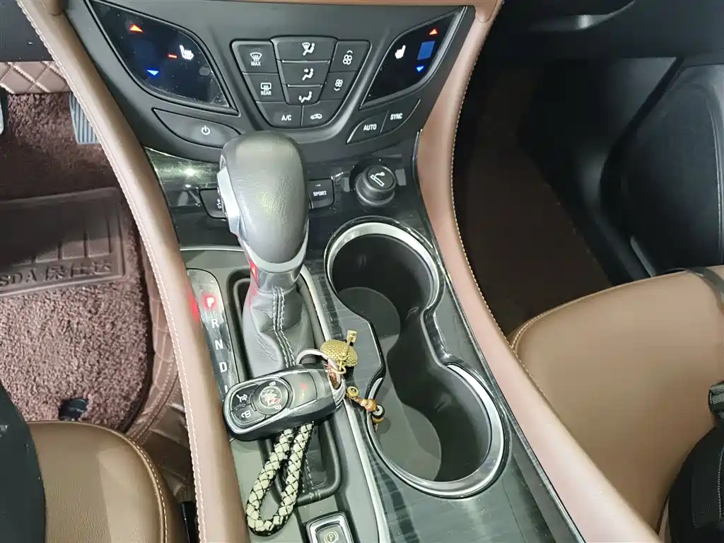 Buick Envision Plus 2020 — фото 10
