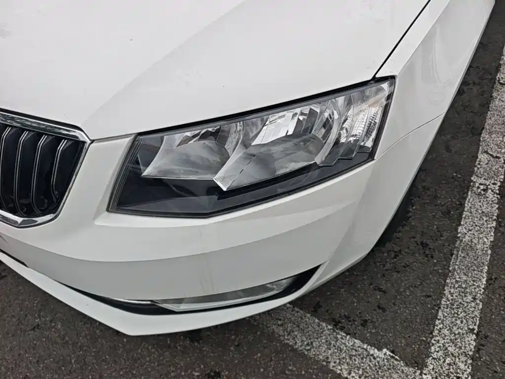 Skoda Octavia 2016 — фото 24