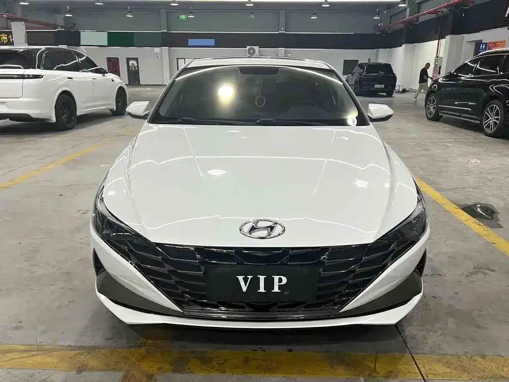 Hyundai Elantra 2022 — фото 2