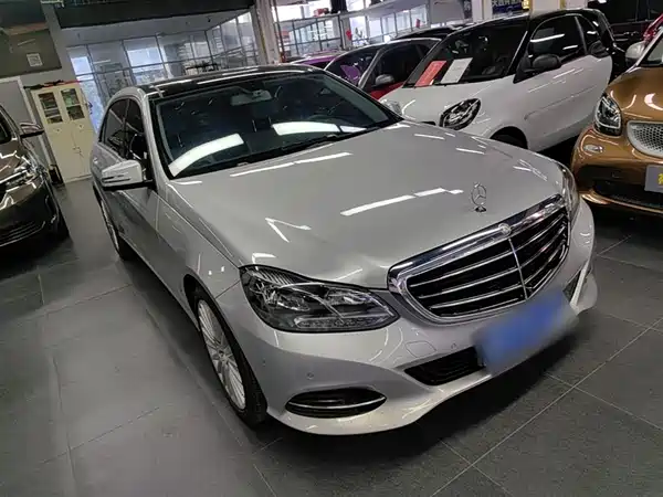 Mercedes-Benz E-Class 2015