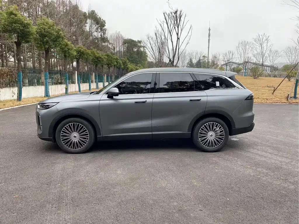 Chery Tiggo 8L 2025 — фото 3