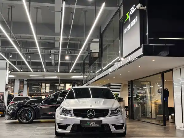 Mercedes-Benz C-Class AMG 2009