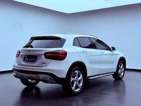Mercedes-Benz GLA 2018