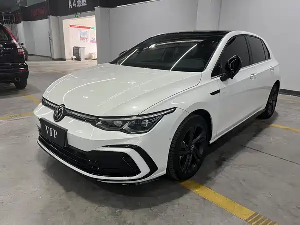 Volkswagen Golf 2021