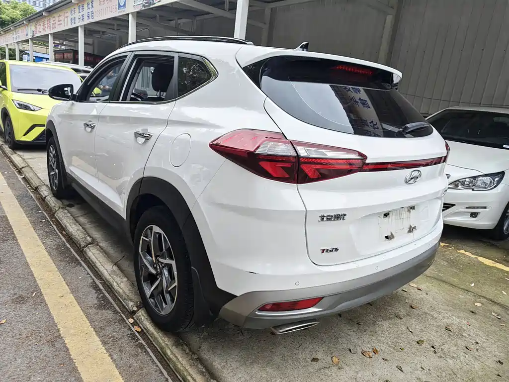Hyundai Tucson 2020 — фото 19