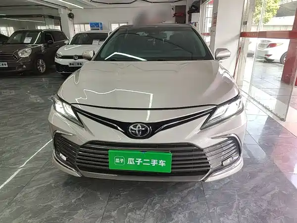 Toyota Camry 2021