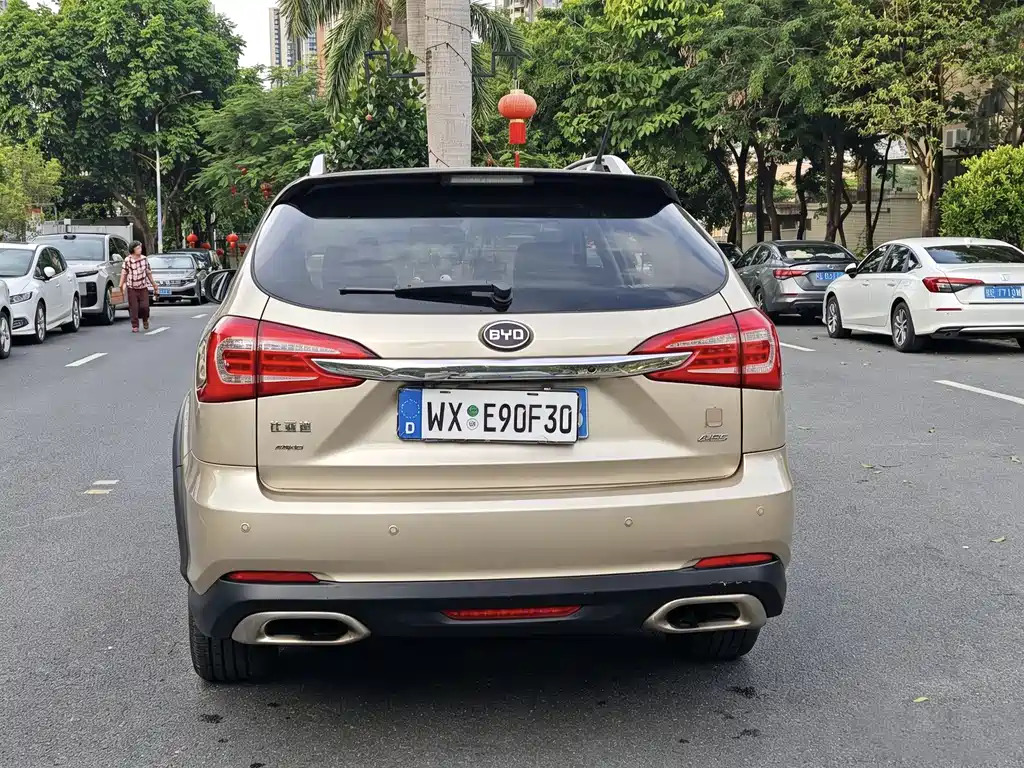 BYD Tang New Energy 2016