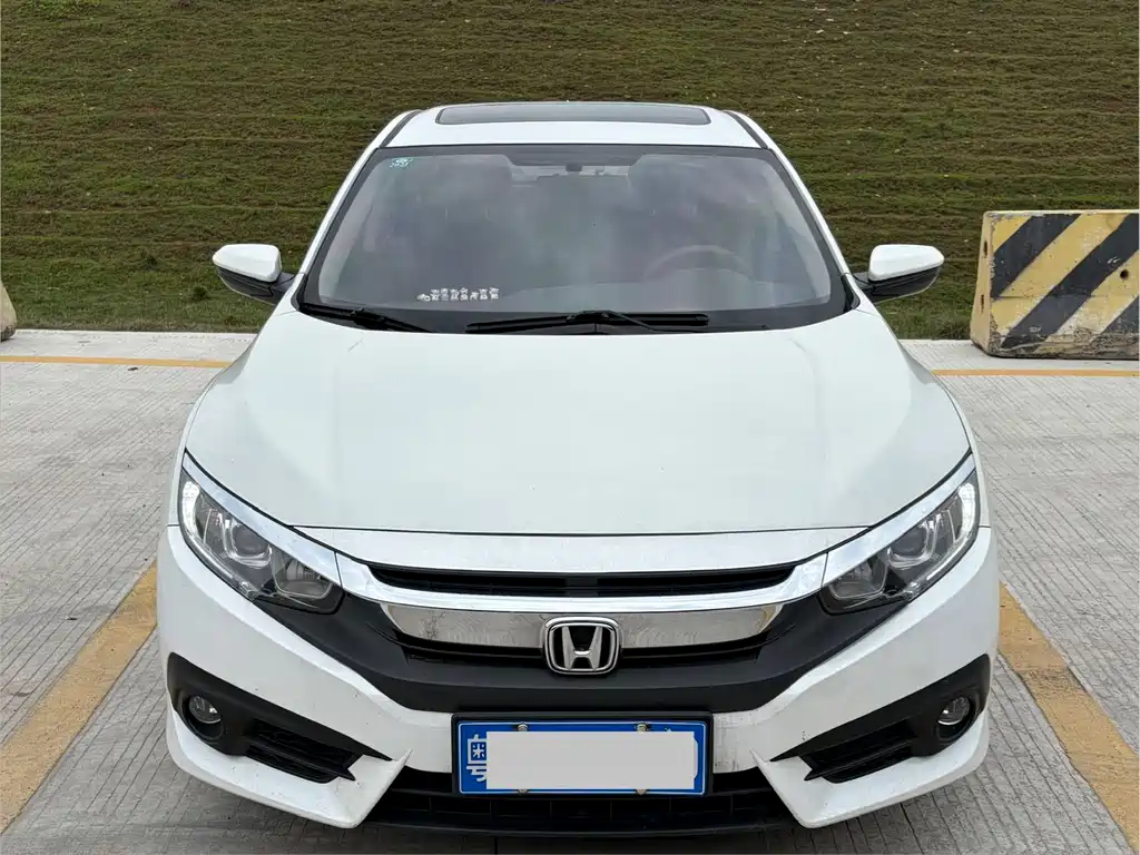 Honda Civic 2017 — фото 2